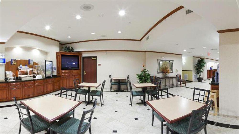 Holiday Inn Express Hotel & Suites Decatur, Tx By Ihg Exterior photo