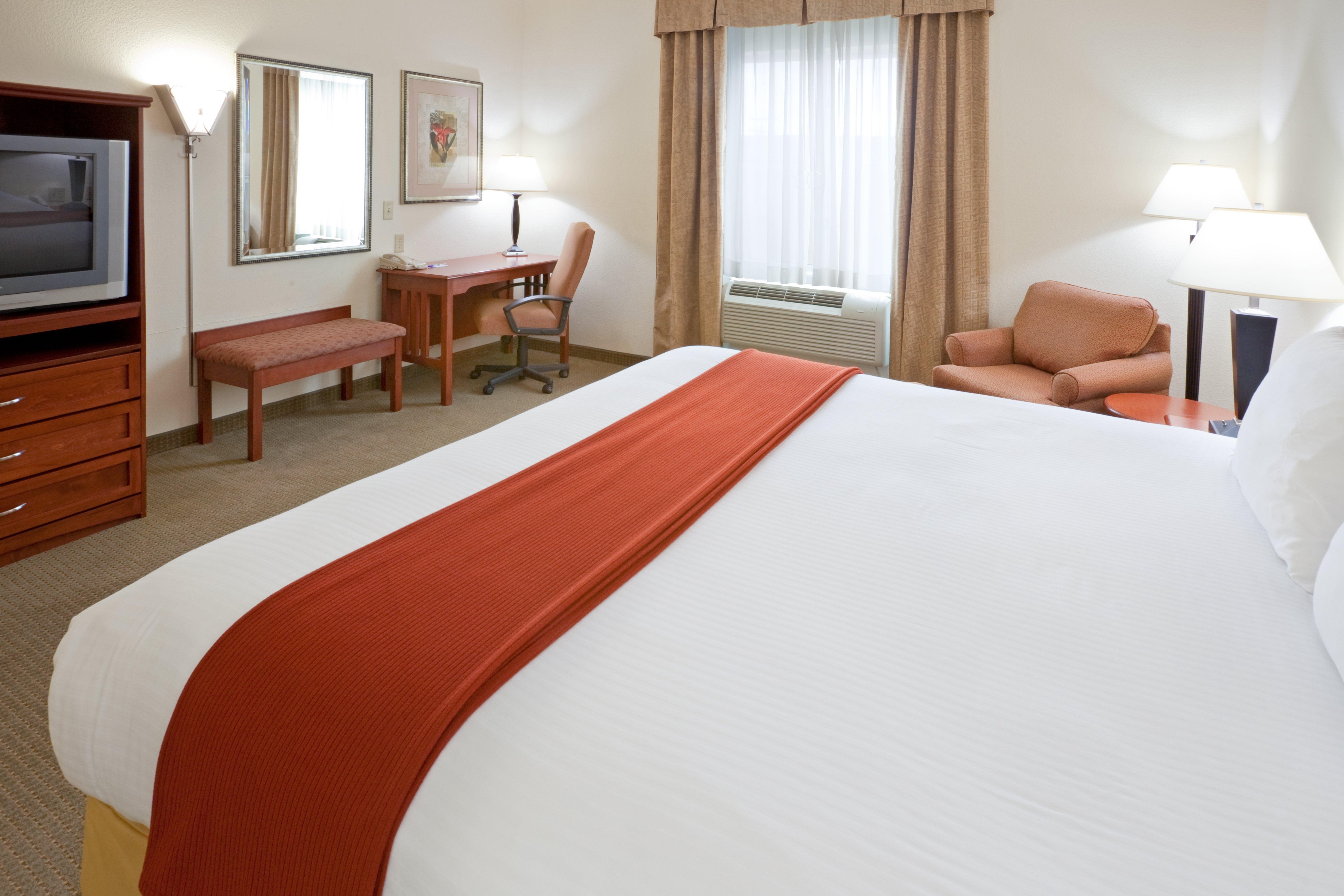Holiday Inn Express Hotel & Suites Decatur, Tx By Ihg Exterior photo