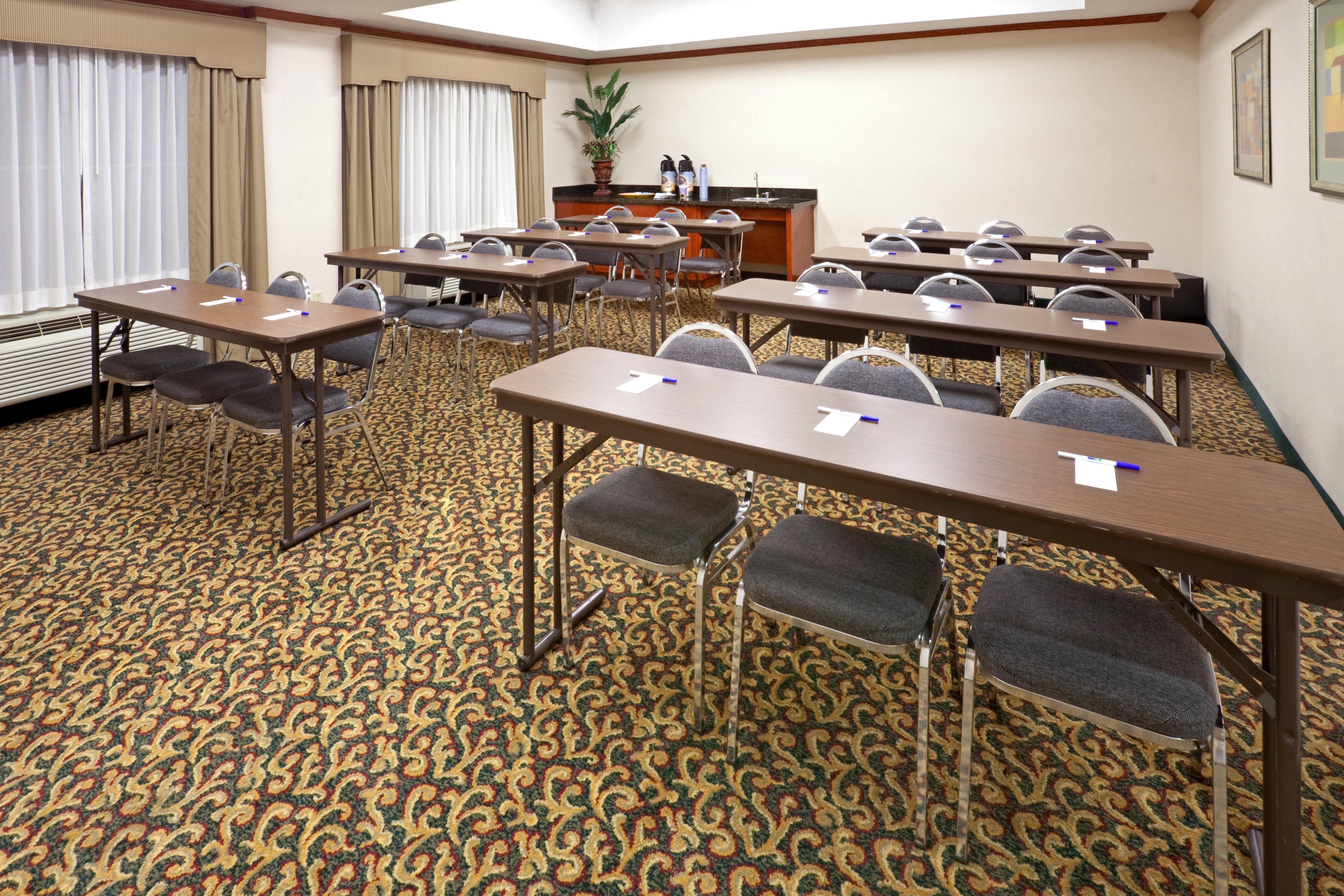 Holiday Inn Express Hotel & Suites Decatur, Tx By Ihg Exterior photo